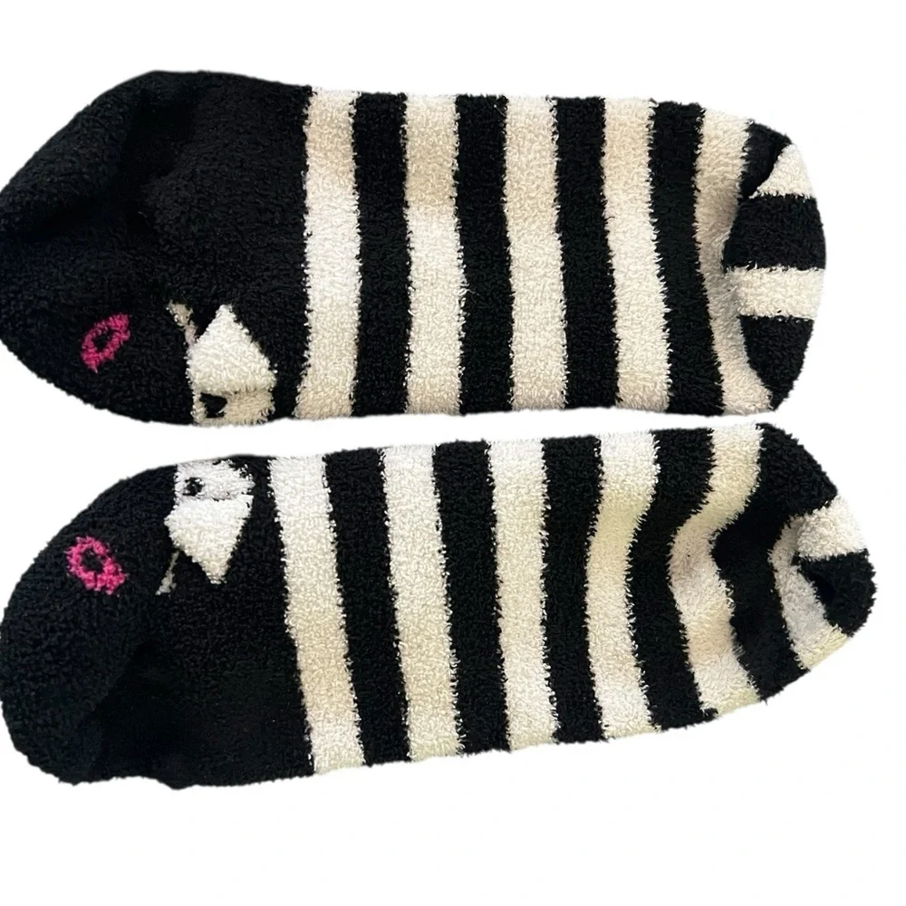 Black and White Striped Cat Slipper Socks